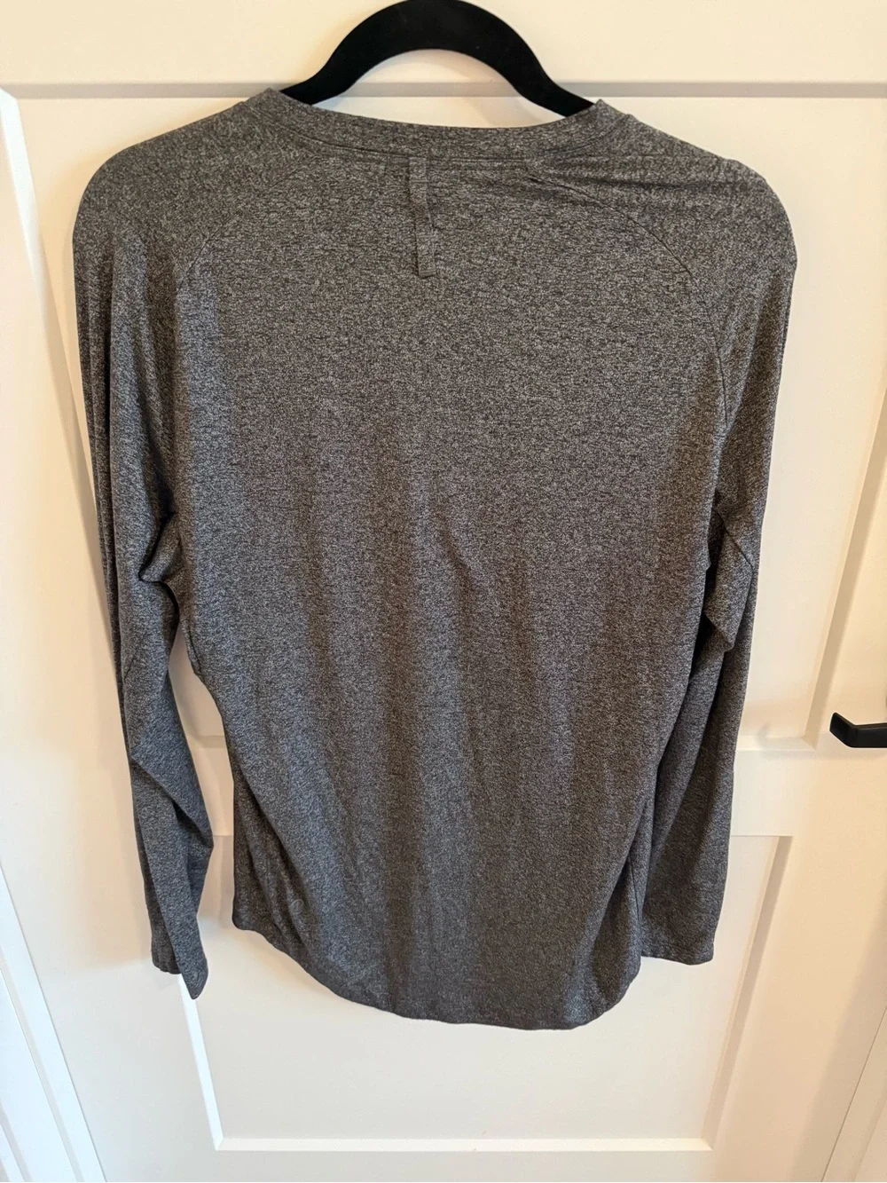 Lululemon Heathered Gray Long Sleeve Athletic Running Top XS